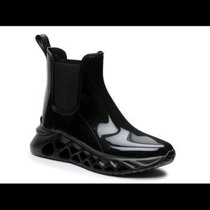 Yasmine Black rain boots